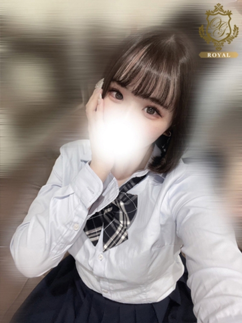 【もも】激カワ色白ロリ嬢4